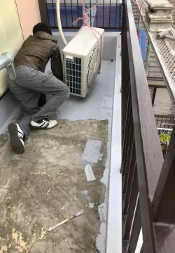 西宮市でベランダウレタン防水工事のサムネイル